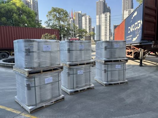 Πίνακας BOPP ομαλής επιφάνειας με προσκόλληση σε υπερανωτικές ενώσεις και αντοχή σε υπεριώδη ακτινοβολία για θερμική λαμινοποίηση