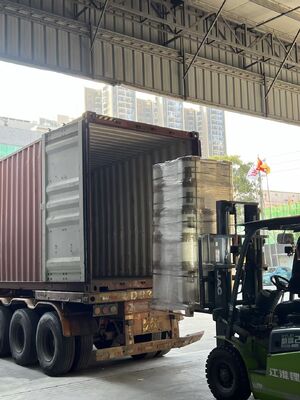 Δύο κύλινδροι ταινιών λαμινοποίησης με θεραπεία διπλής κορώνας με πλάτος 100 mm έως 2200 mm και θερμική πρόσφυση τροφίμων