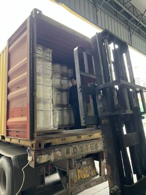 Φόρμα θερμικής επικαλύψεως PET με θερμική ενεργοποίηση με ανθεκτική στην υγρασία και μαλακή σκληρότητα για επαγγελματική συσκευασία