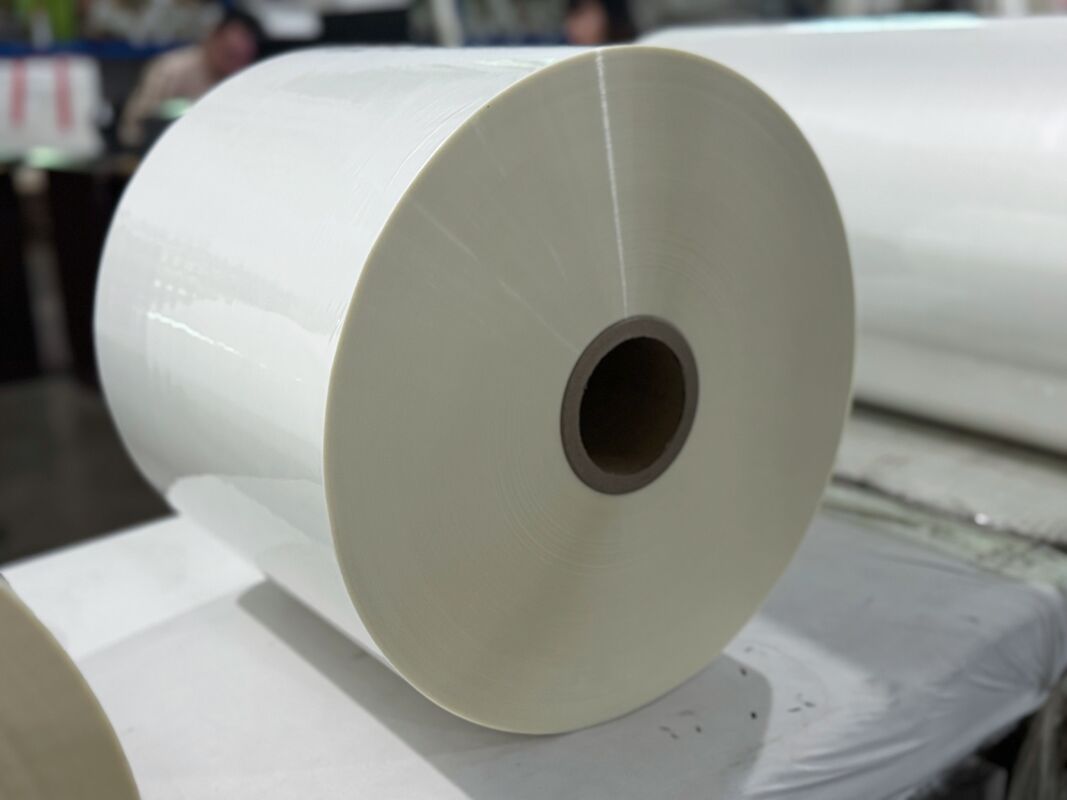 Ανερόστερη ανθεκτική σε γρατζουνιές θερμική πλάκα lamination PET με γυαλιστερό φινίρισμα για φωτογραφία lamination