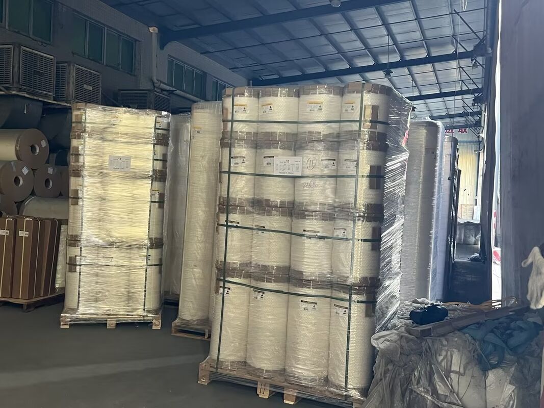 Η ταινία για το λαμινισμό βιβλίων με μαλακή σκληρότητα με πυρήνα χαρτιού 3 ιντσών για μακροχρόνια προστασία